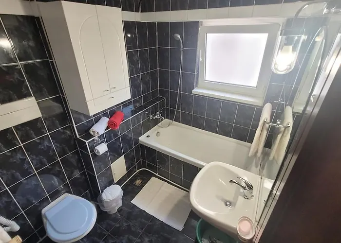 Central Top Apartments Апартаменти